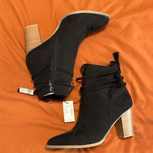 Maurices Black Ankle Boots with Tan Heel
